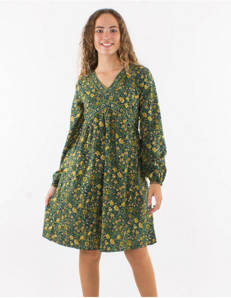 Polyester dress with long sleeves and golden print
