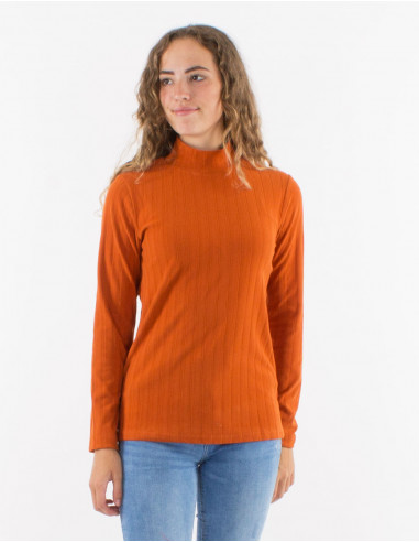 Knitted sweater 90% polyester 10% elastane with high neck collar