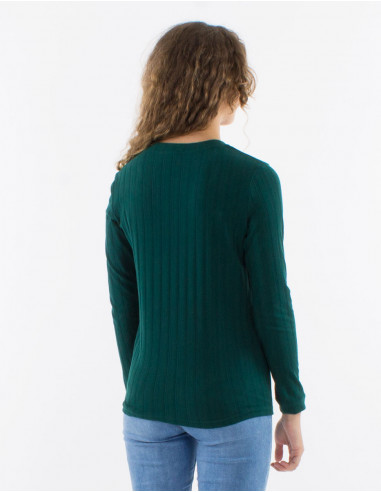 Knitted sweater 90% polyester 10% elastane with v neckline