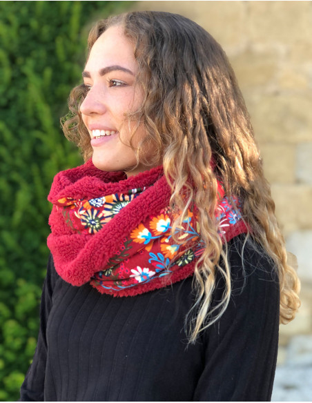 Echarpe snood maille 95% polyester 5% élasthanne doublée imprimé Peace