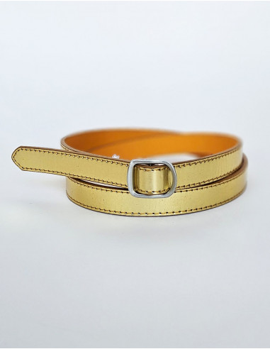 Plain polyurethane belt with metal buckle