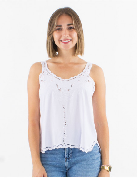 Viscose embroidered top