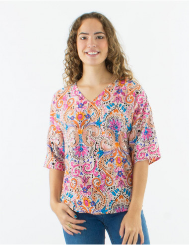 Polyester v-neck blouse with short sleeves and "aquarelle" print