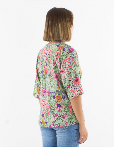 Polyester v-neck blouse with short sleeves and "aquarelle" print