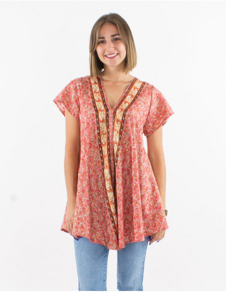Polyester blouse with short sleeves and "sari" print