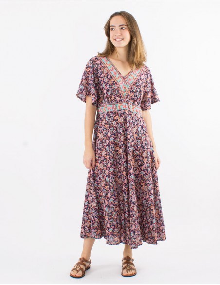 Polyester dress with short sleeves and "floral" print