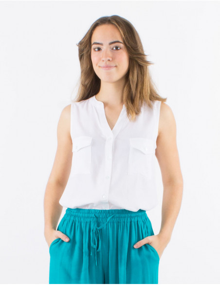 Chemisier viscose uni col mao boutonné sans manches