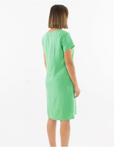 54% linen 46% viscose dress with v-neck and short sleeves