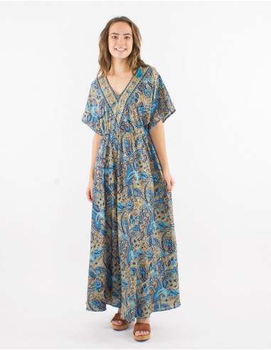 Long polyester dress with short sleeves and "road dore" print