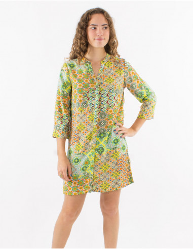 Robe courte polyester boutonnée manches 3/4 retroussables imprimé mozaique