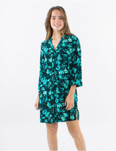 Short viscose buttoned dress with 3/4 roll-up sleeves and "indien" print