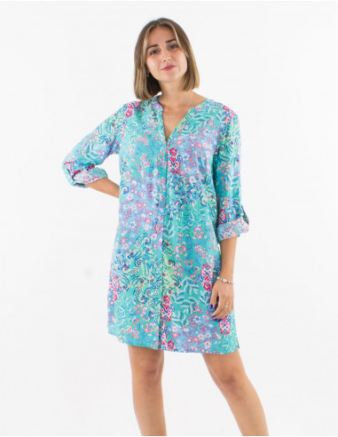 Short viscose buttoned dress with 3/4 roll-up sleeves and "influence" print