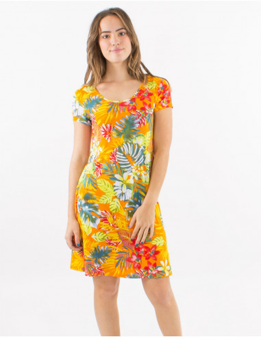 Knitted 96% polyester 4% elasthane round collar dress with short sleeves and "jungle" print