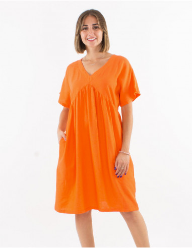 54% linen 46% viscose dress with v-neck and short sleeves