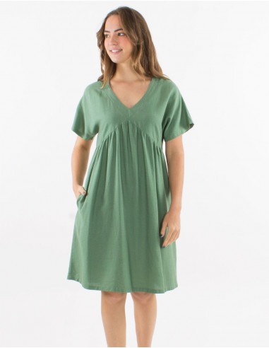 54% linen 46% viscose dress with v-neck and short sleeves