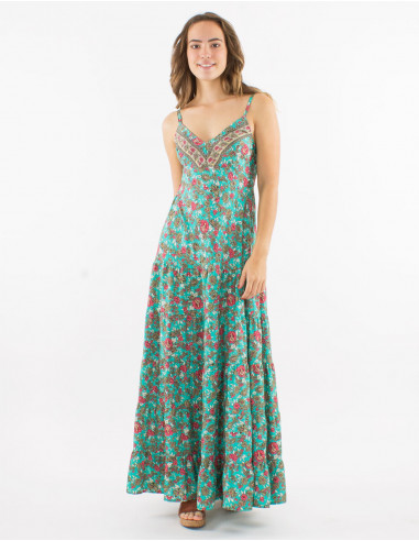 Long polyester dress with straps and "sari" print