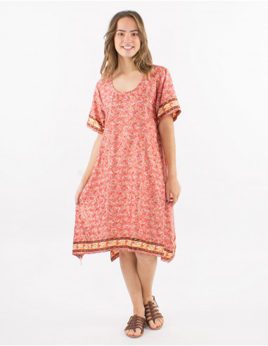 Polyester dress with short sleeves and "sari" print