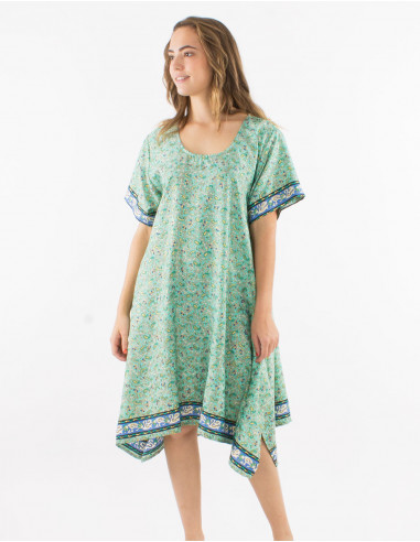 Polyester dress with short sleeves and "sari" print