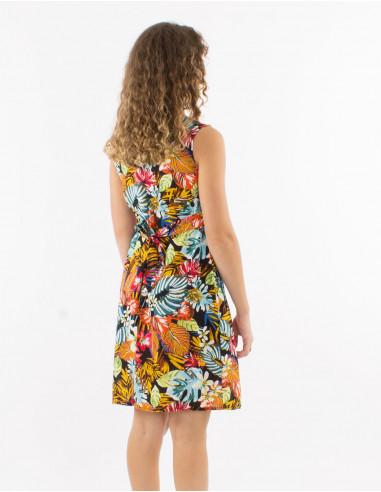 Viscose sleeveless dress with v-neck "jungle" print