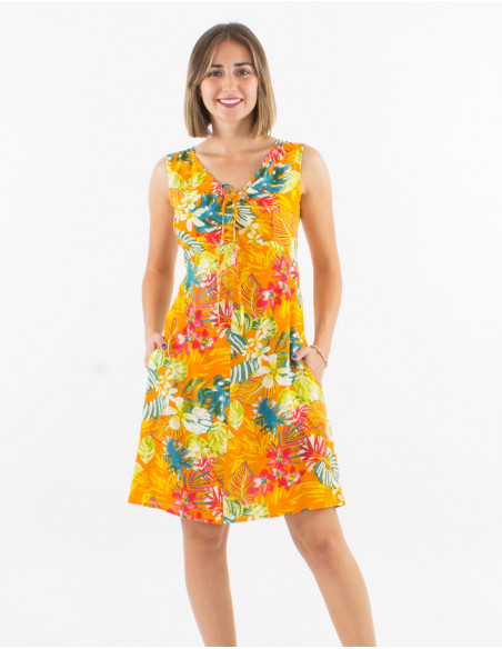 Viscose sleeveless dress with v-neck "jungle" print