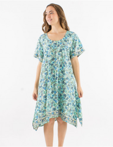 Polyester dress with short sleeves and "surat" print