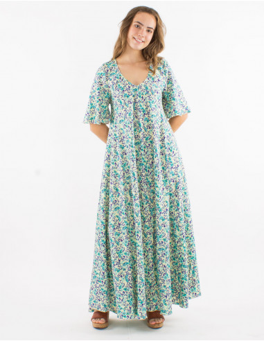Long polyester v-neck dress with short sleeves and "dore" print