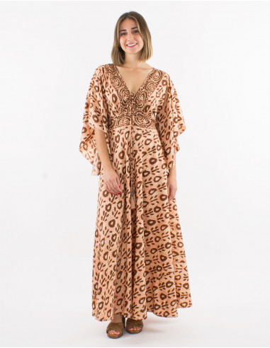Long polyester dress with short sleeves and "batik" print