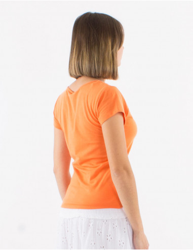 95% cotton 5% elastane plain tee shirt with short sleeves