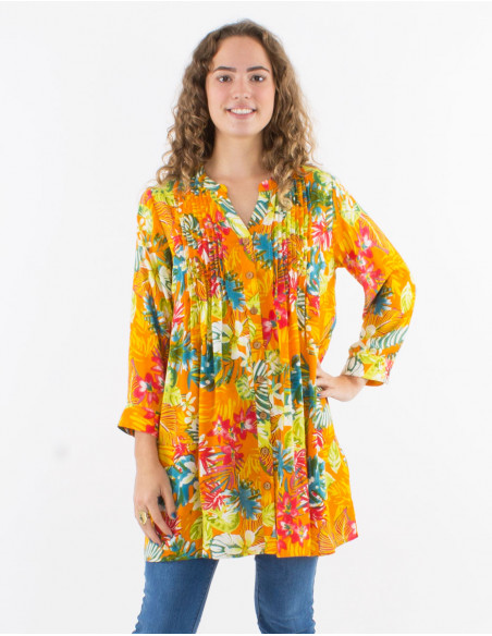 Viscose buttoned tunic with 3/4 sleeves and "jungle" print