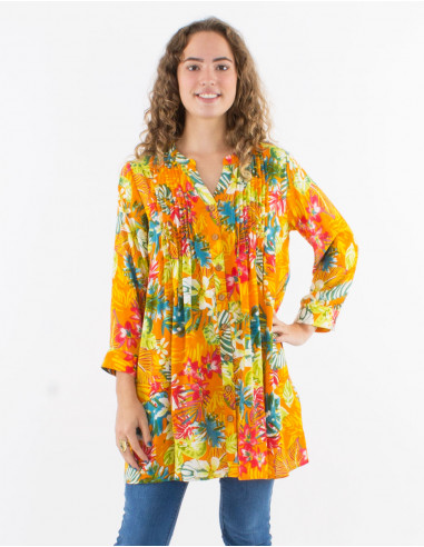 Viscose buttoned tunic with 3/4 sleeves and "jungle" print