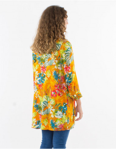 Viscose buttoned tunic with 3/4 sleeves and "jungle" print