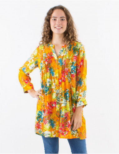 Viscose buttoned tunic with 3/4 sleeves and "jungle" print