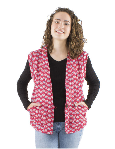 Polyester sleeveless quilted jacket with button and Oriental print
