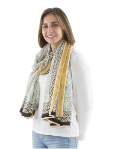 Cotton pareo scarf with flowers 2