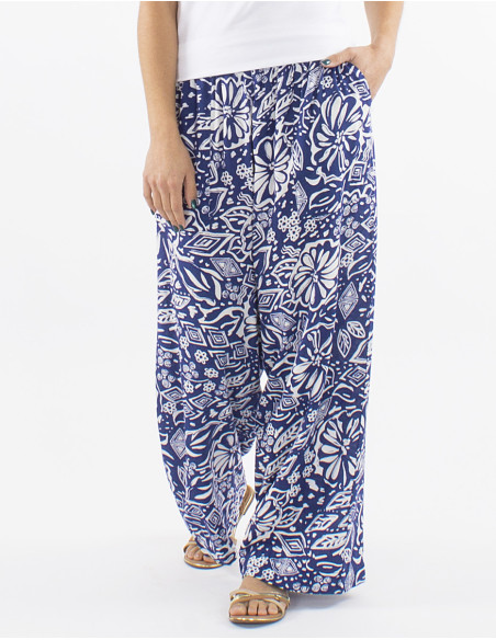 Viscose straight pants with Magnolia print