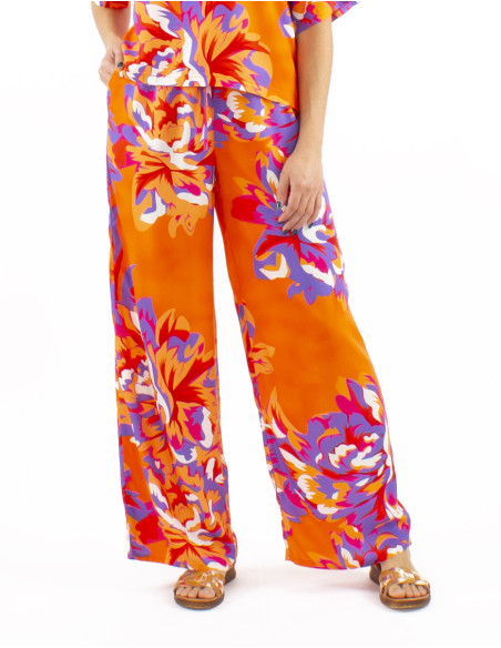 Viscose pants with large elastic belt and Camelia print