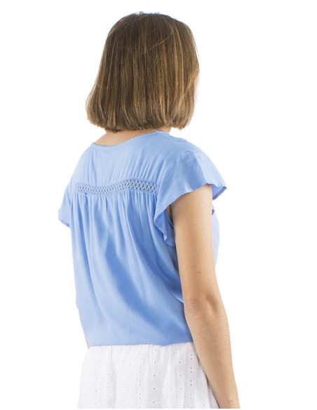 Viscose plain sleeveless blouse with v-neck and buttons