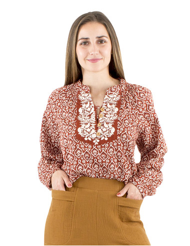 Cotton flowers embroidered blouse