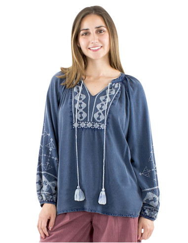 Viscose sw blouse with pompoms and embroideries