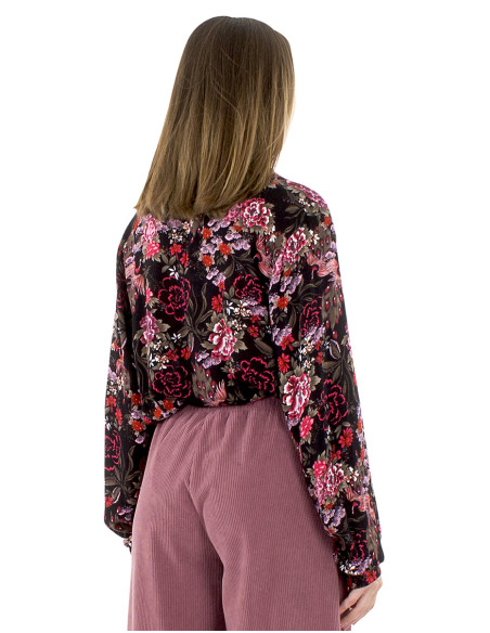 Viscose crepe buttoned blouse and Sakura print