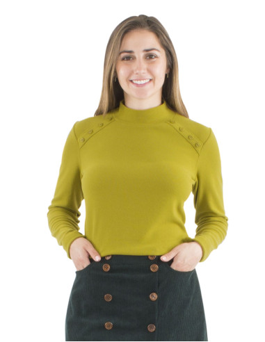 Knitted 65% viscose 30% polyester 5% elastane pullover with 8 buttons