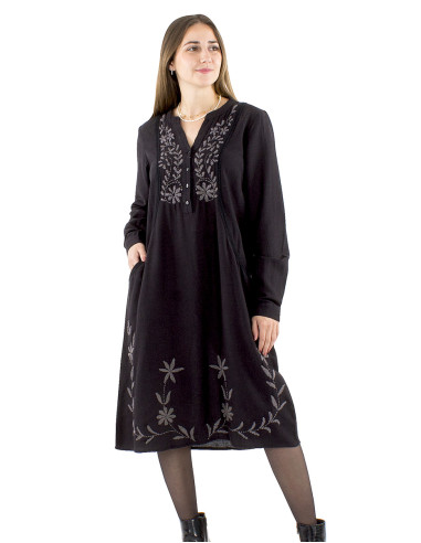 Robe 91% viscose 9% lin uni 4 boutons brodée main