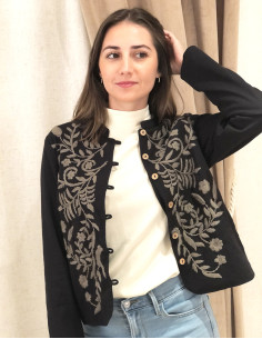 Cotton plain embroidered jacket with big flowers