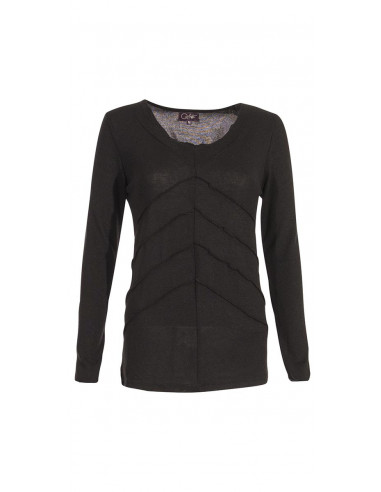 60% rayon 35% polyester 5% elastane tee shirt