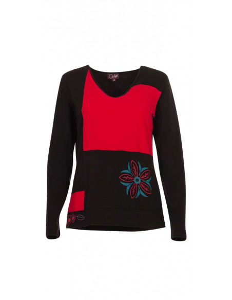 95% cotton 5% elastane tee shirt with patchs